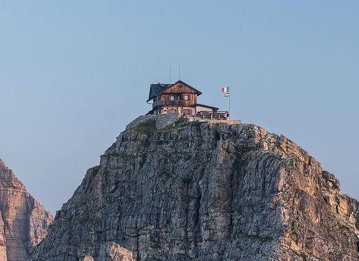 nuvolau