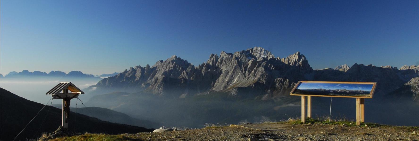 Blick auf den Helm in den Sextner Dolomiten