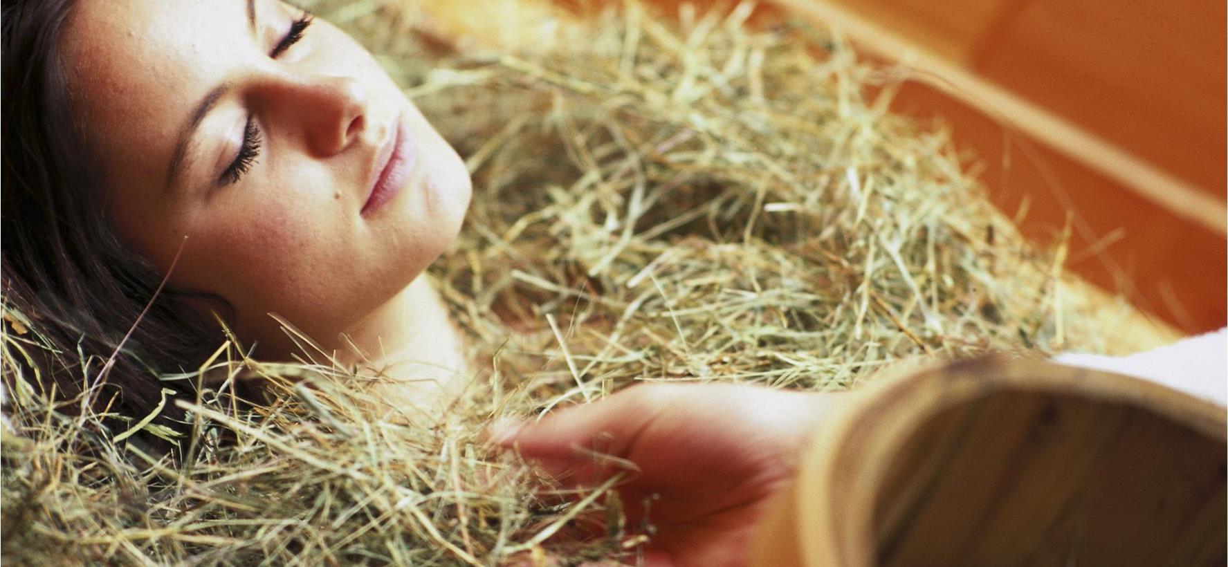 Hay bath