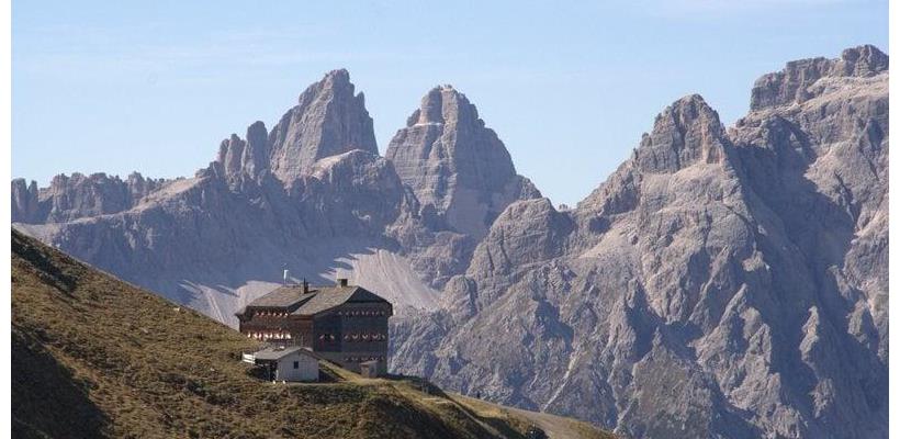 Sillianerhütte mountain shelter in Austria