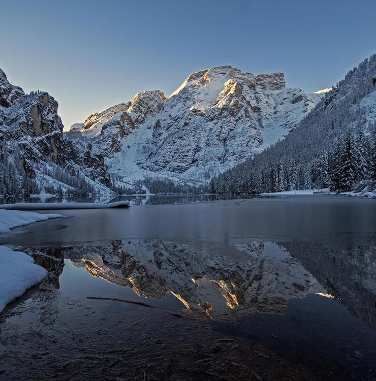 Lake Braies in winter